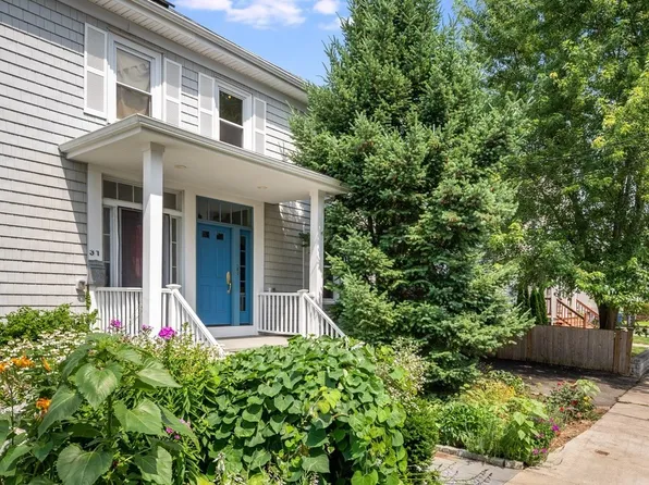 29 Clark St, Somerville, MA 02143