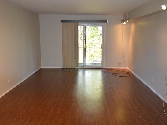 3rd image of 3 Oak Creek Dr APT 2406