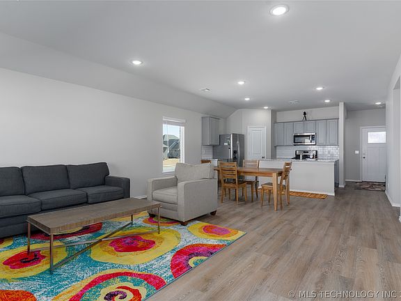 2nd image of 28189 E 112th Pl S