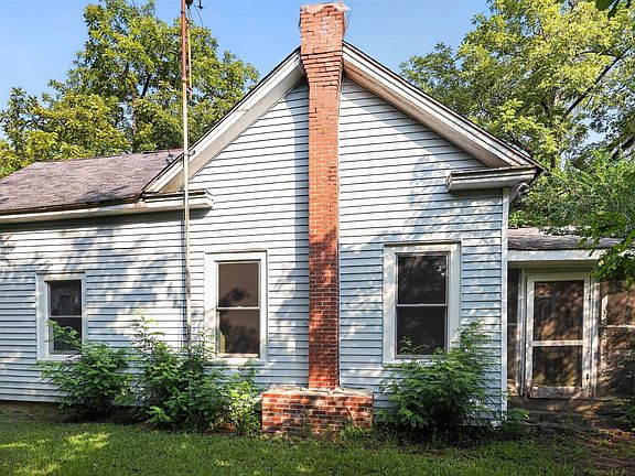 3rd image of 7147 State Highway 215 N