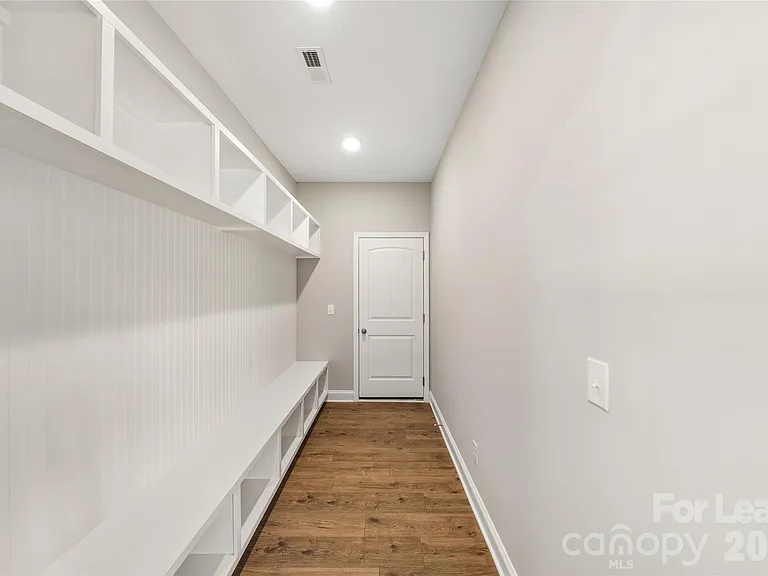 11507 Valley Oaks Ln — Photo 39