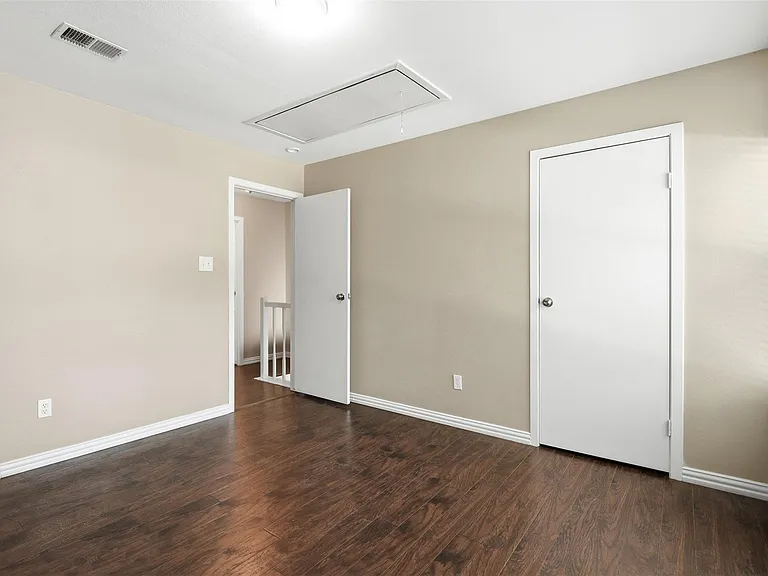 971 N Red Cedar Cir — Photo 13