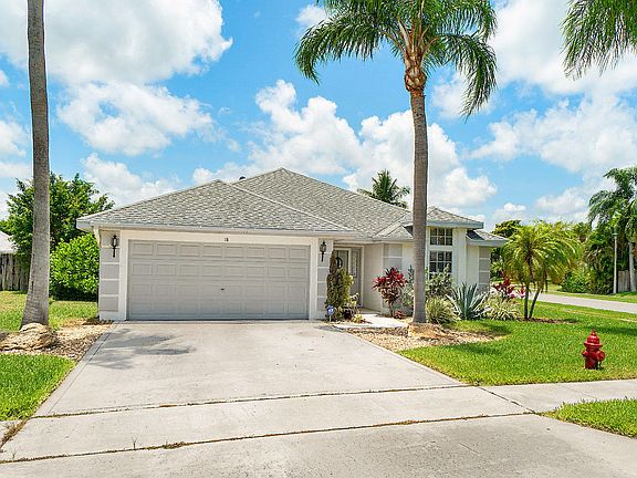 Home For Sale In The Meadows Of Boynton Beach