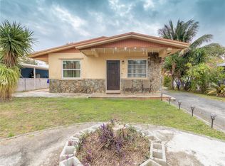 5612 SW 40th St, West Park, FL 33023