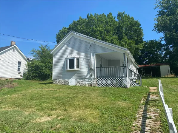 216 King St, Frankford, MO 63441