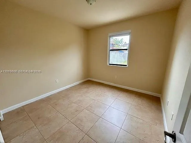14435 SW 16th St — Photo 11