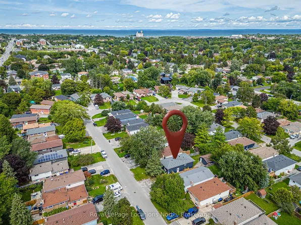 47 Courtice Cres, Collingwood, ON L9Y 4N7