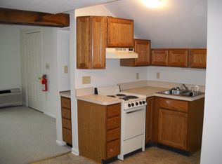 480 S Broad St #P, Canfield, OH 44406