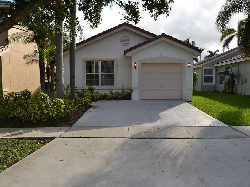 1st image of 2941 SW 179th Ave