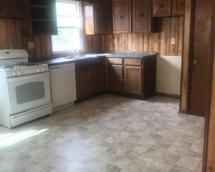 2808 Williamsville Rd — Photo 5