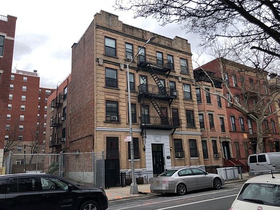 2nd image of 572 Sterling Pl APT 2A