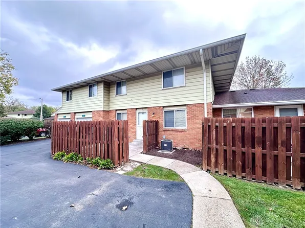 1631 Villa South Dr, Dayton, OH 45449