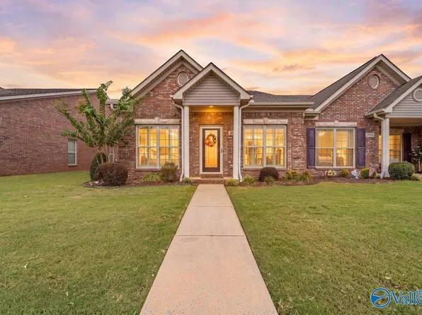 2610 Brompton Ln SW, Decatur, AL 35603