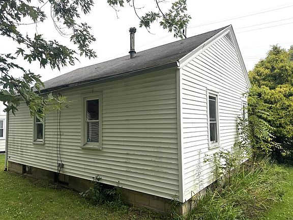 4th image of 541 Burns St