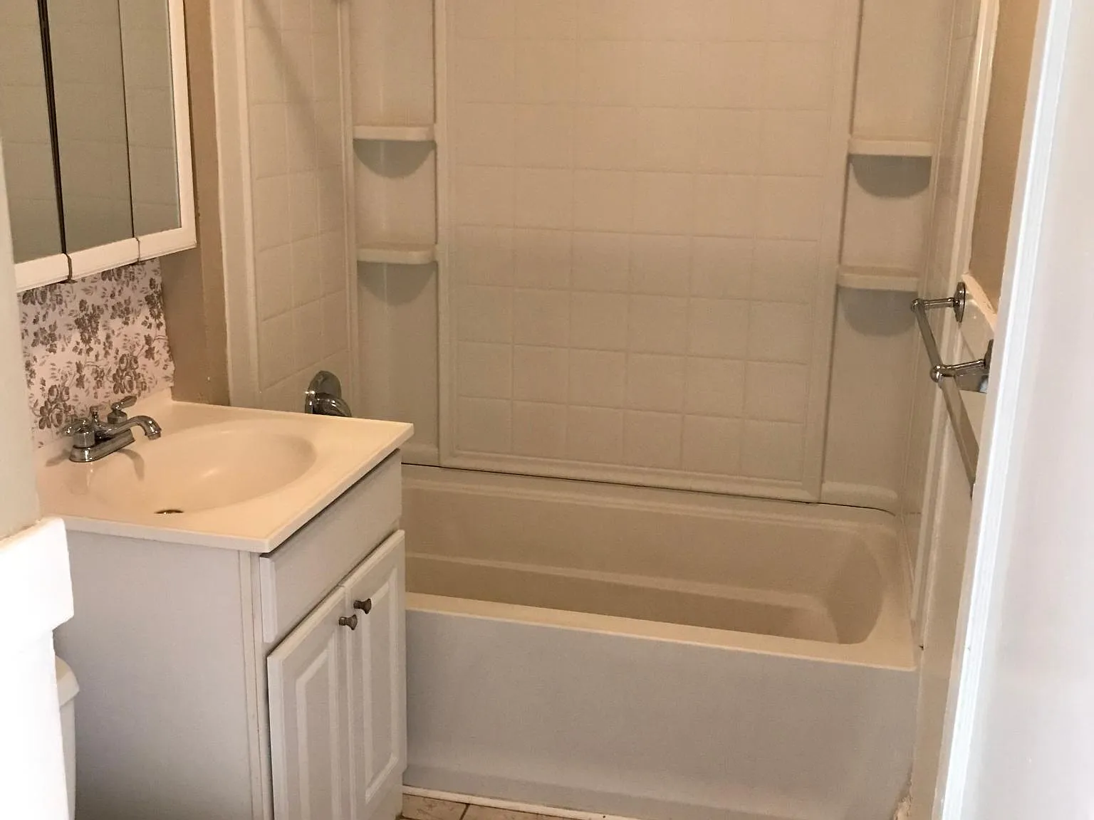235 Park Rd — Photo 4