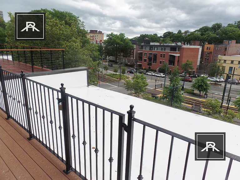 1614 Beacon St #3 — Photo 12
