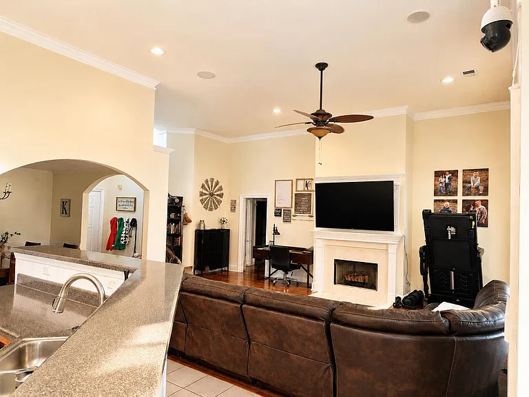 11652 Belle Manor Dr — Photo 5