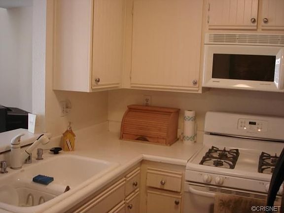 5th image of 23715 Del Monte Dr Unit 204