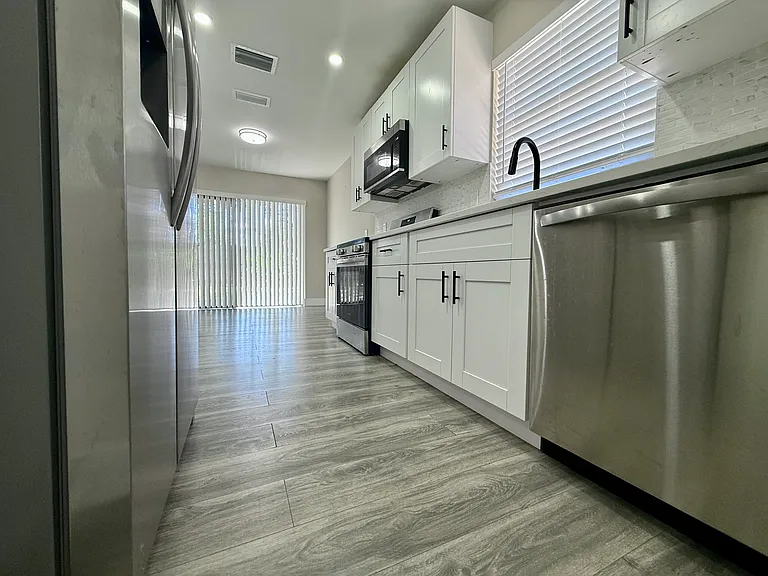 7502 Culver Ln — Photo 9
