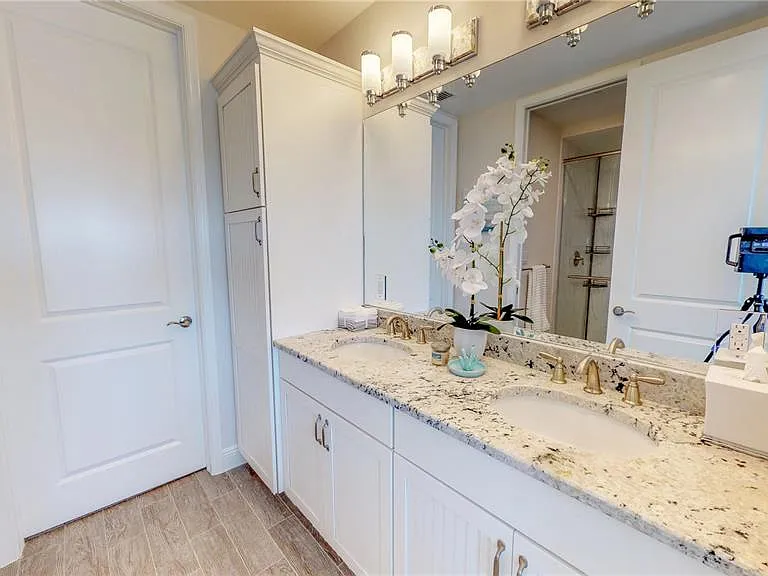 387 Aruba Cir #103 — Photo 35