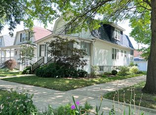 5701 N Keystone Ave #2, Chicago, IL 60646