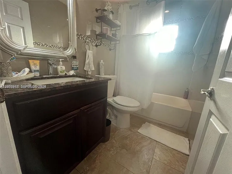 3421 SW 12th Ct — Photo 13