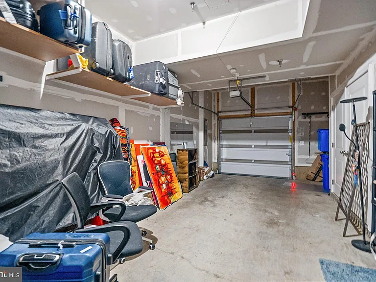 8156 Tompkins St — Photo 31