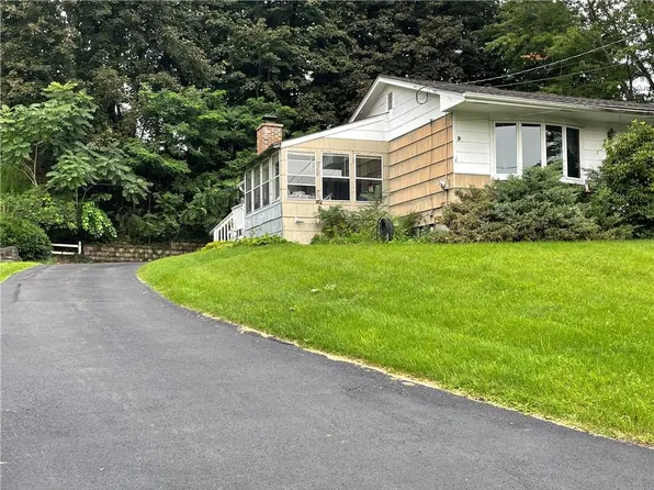 12 Miller Drive, Chester, NY 10918