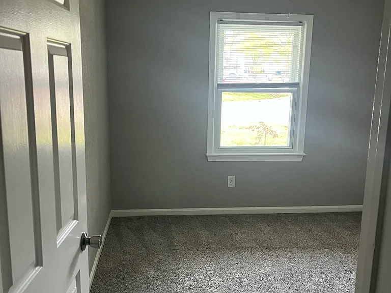 612 Bridgewater Arch — Photo 20