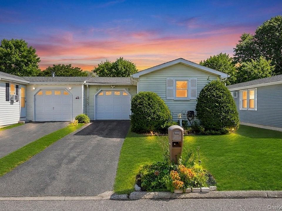 1st image of 28 Greenwood Boulevard