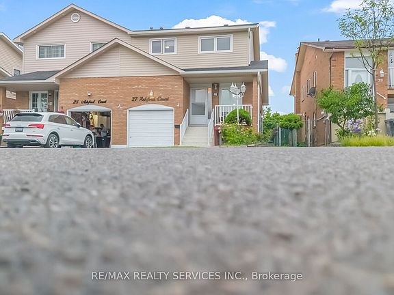 5th image of 27 Ashford Ct