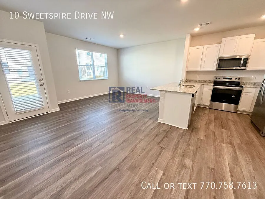 New Construction Townhome - $500 off one month's rent! — Photo 3