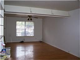4th image of 9138 Sunnywood Dr