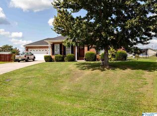 18451 Belmont Cir, Athens, AL 35613