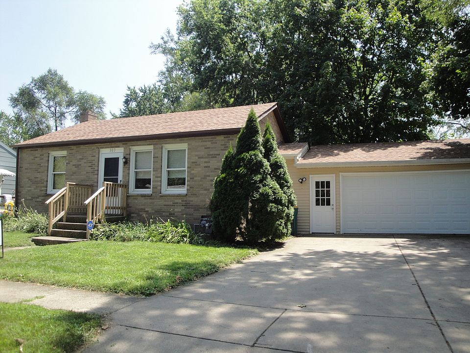 1st image of 303 E Kankakee River Dr