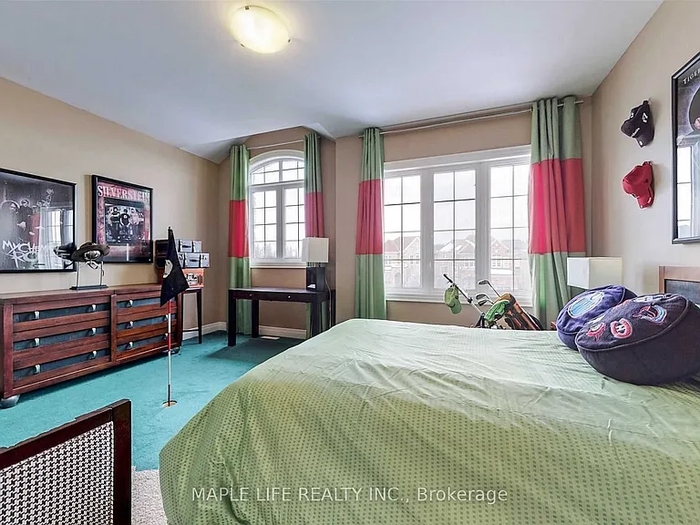 246 Sir Benson Dr — Photo 26