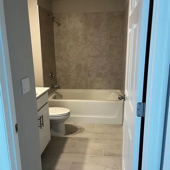 4021 35th St SW — Photo 11