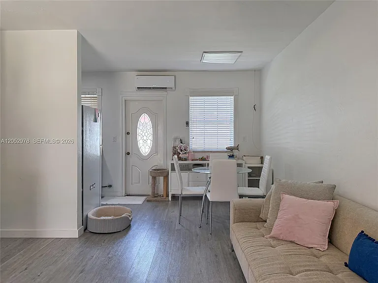 3123 SW 25th Ter #FRONT — Photo 18