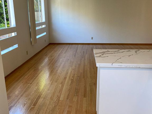 5th image of 1961 Clay St APT 103