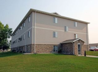 Eastwood 1204, Moorhead, MN 56560