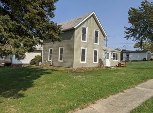 202 Davenport St, Audubon, IA 50025