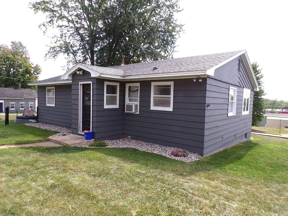 102 East SCHOFIELD AVENUE, Greenwood, WI 54437 MLS 22233995 Zillow