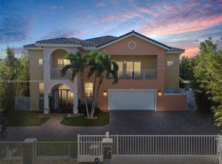 2490 NE 22nd St, Pompano Beach, FL 33062