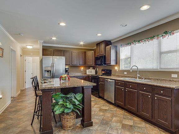 2nd image of 105 Westwind Ct