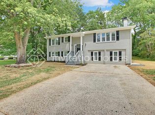 4450 Myrtle Hill Rd NE, Kennesaw, GA 30144