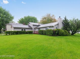 1199 Independence Dr, Bartlett, IL 60103