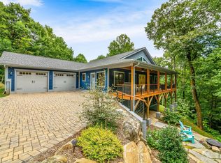 238 & 236 Deer Creek Dr, Arden, NC 28704