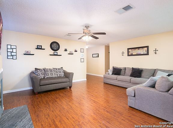 5th image of 15847 Tampke Pl
