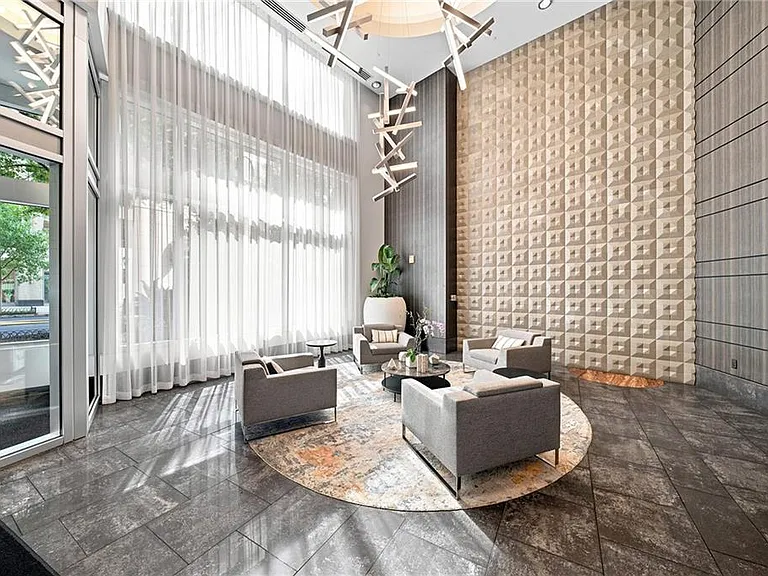 1080 Peachtree St NE #1306 — Photo 32