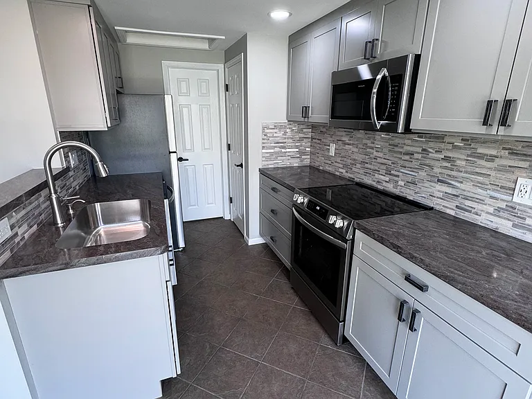 6145 Lake Rd W #3 — Photo 7